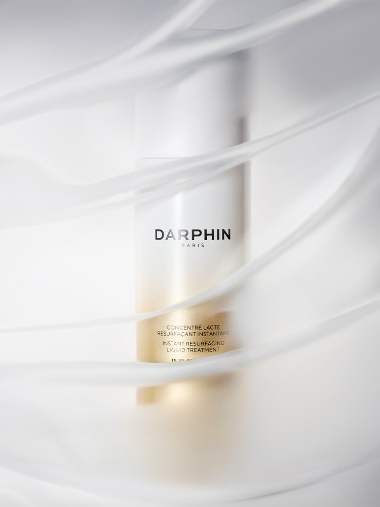 INSTANT RESURFACING LIQUID TREATMENT A concentrated resurfacing liquid treatment to help dissolve pore-clogging buildup and reveal a smoother, more luminous and youthful-looking complexion. As light as an essence, as potent as a serum. For visibly transformative results., 150ml